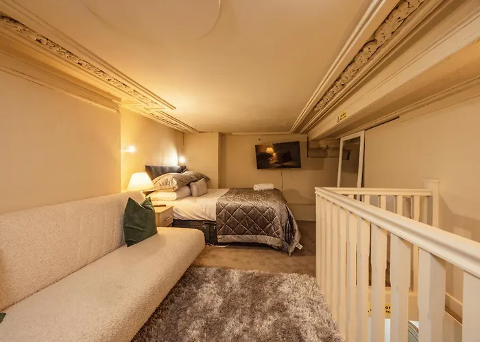 Апартаменты Stylish Duplex Headrow Ls1 Лидс