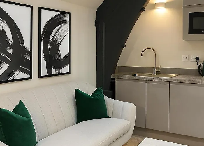 Athena Ls1 Free Secure Parking Apartamento